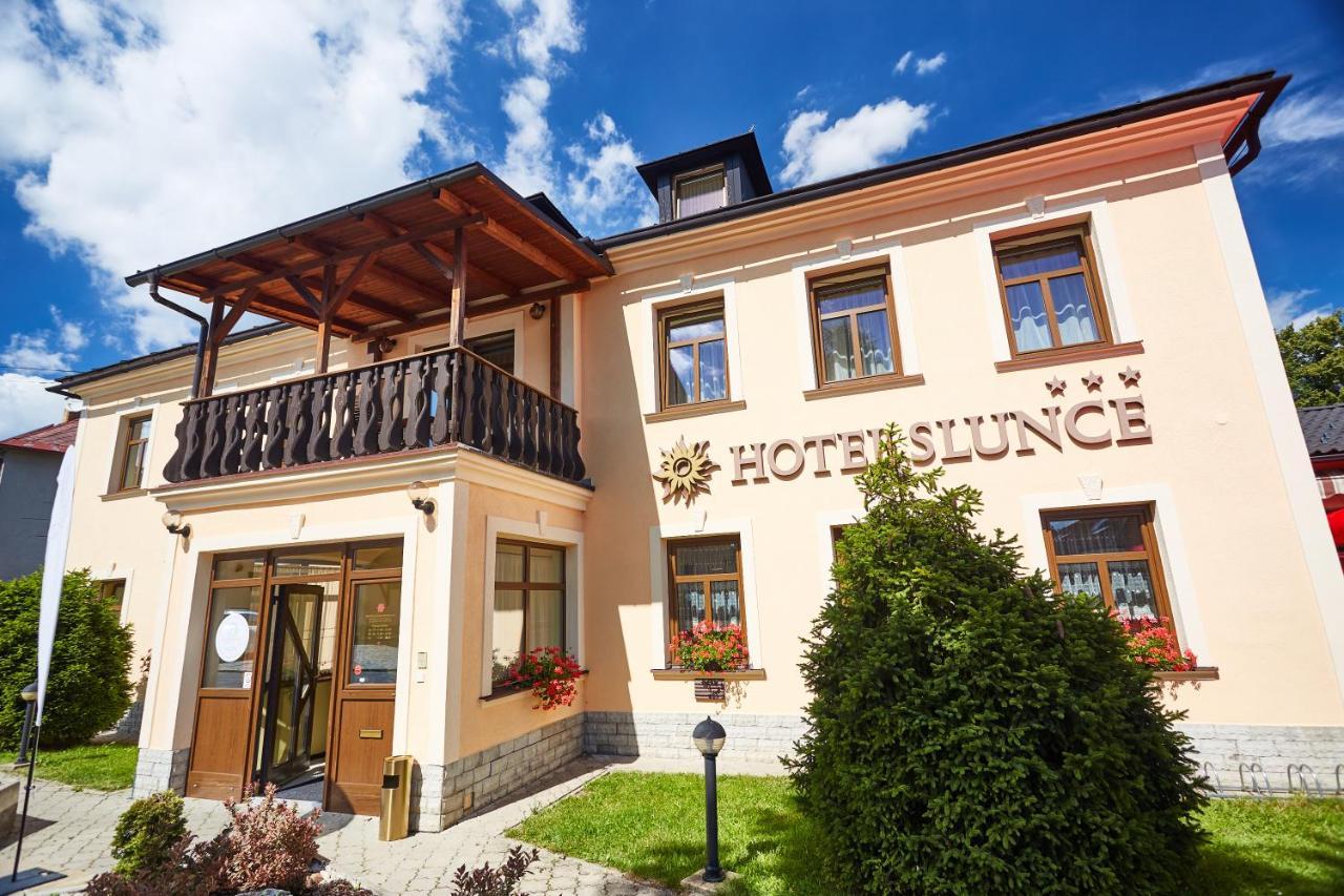 Hotel Slunce Rymarov Exterior photo
